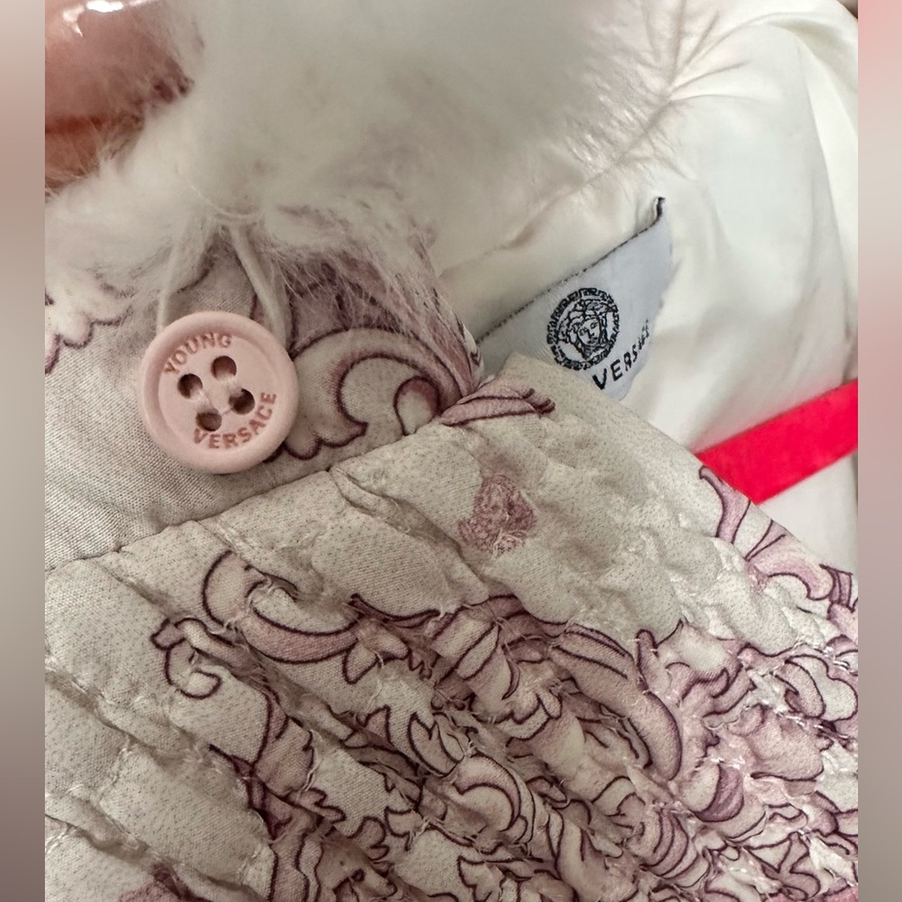 Young versace dress - Picture 4 of 13